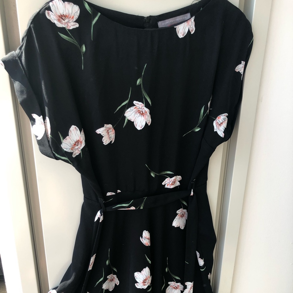 Dorothy Perkins Floral Dress